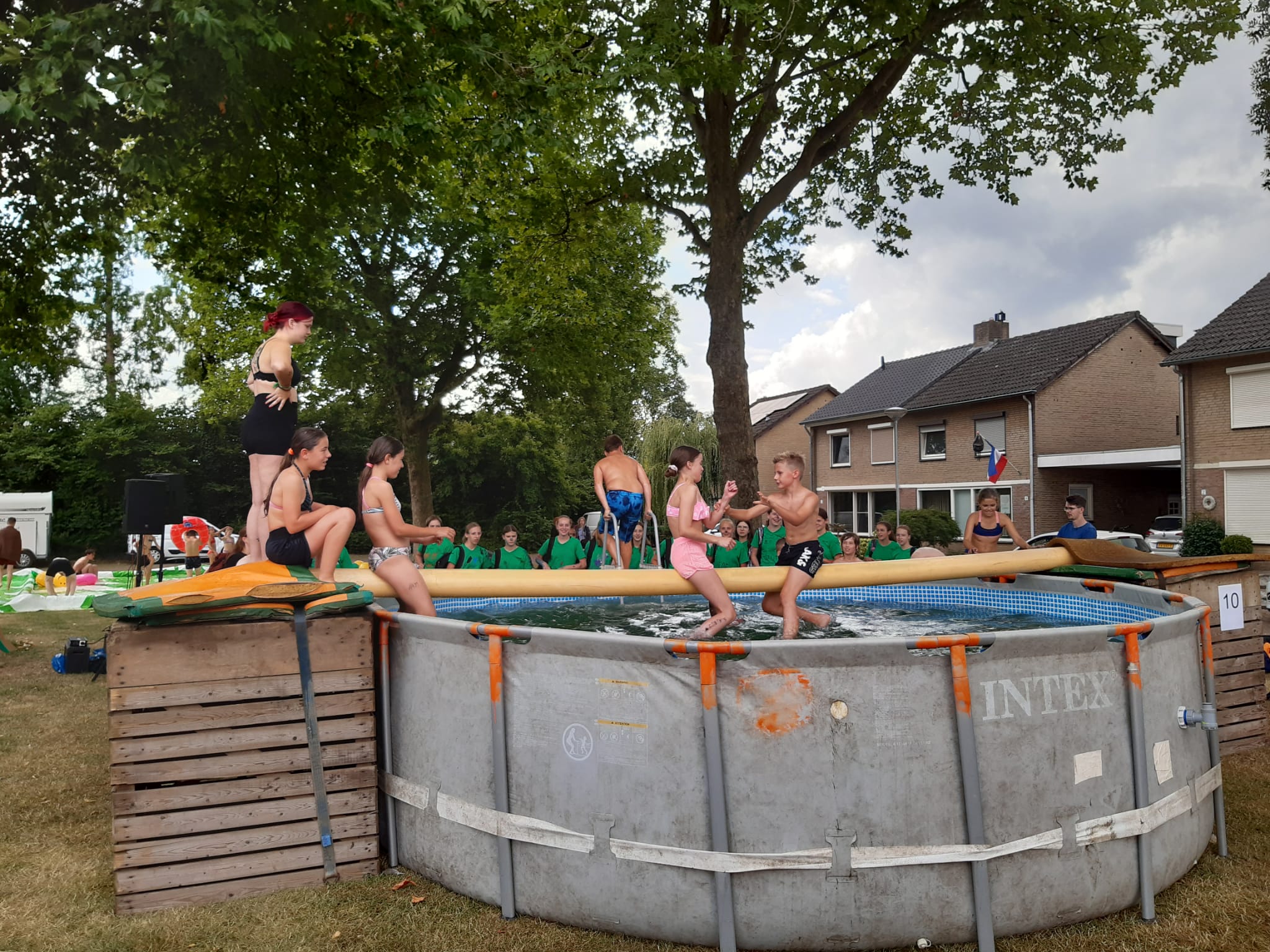 Foto’s DINSDAG online